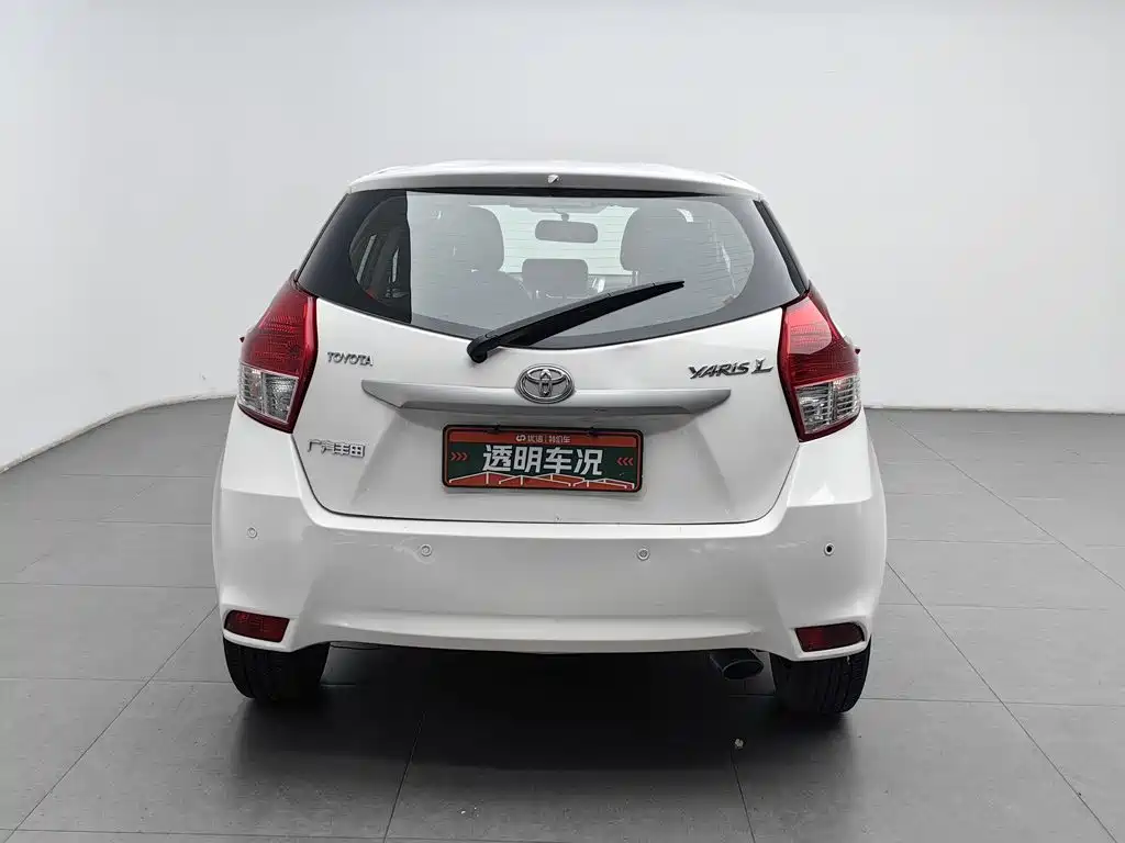 Toyota Yaris L — миниатюра 4