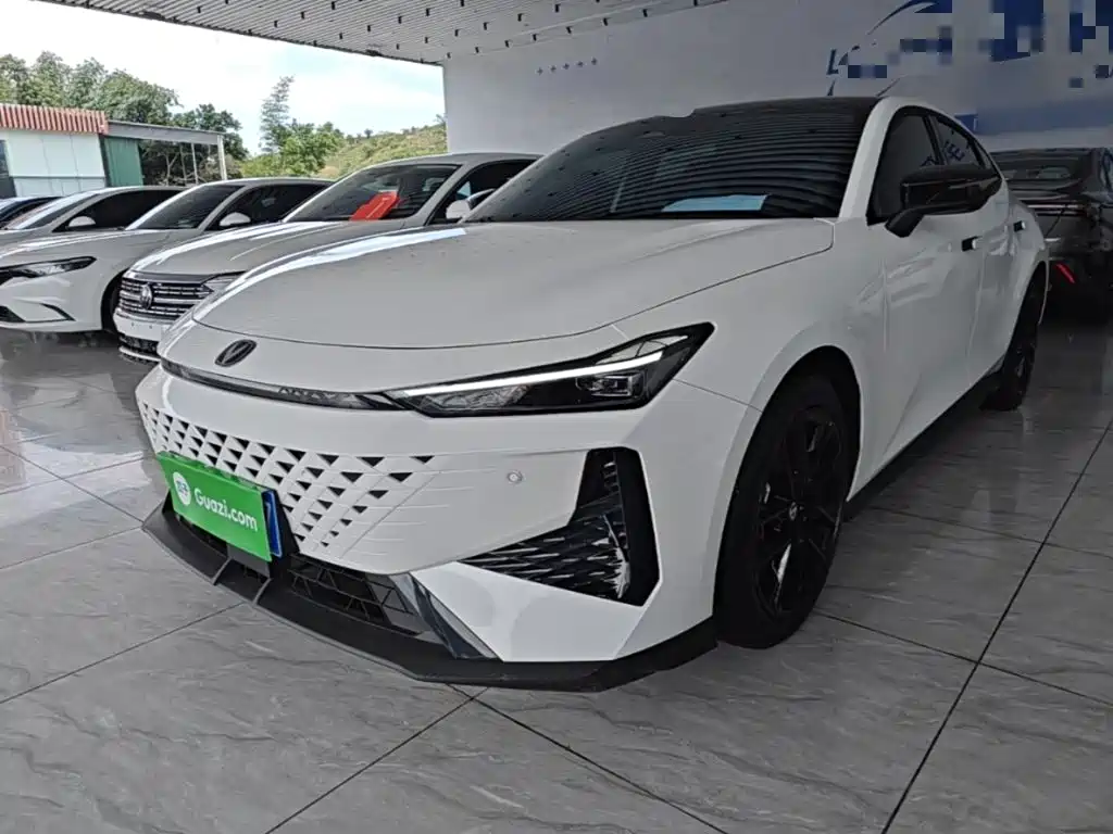 Changan UNI-V