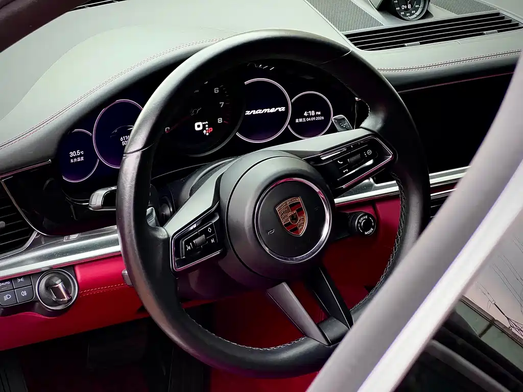 Porsche Panamera — миниатюра 9