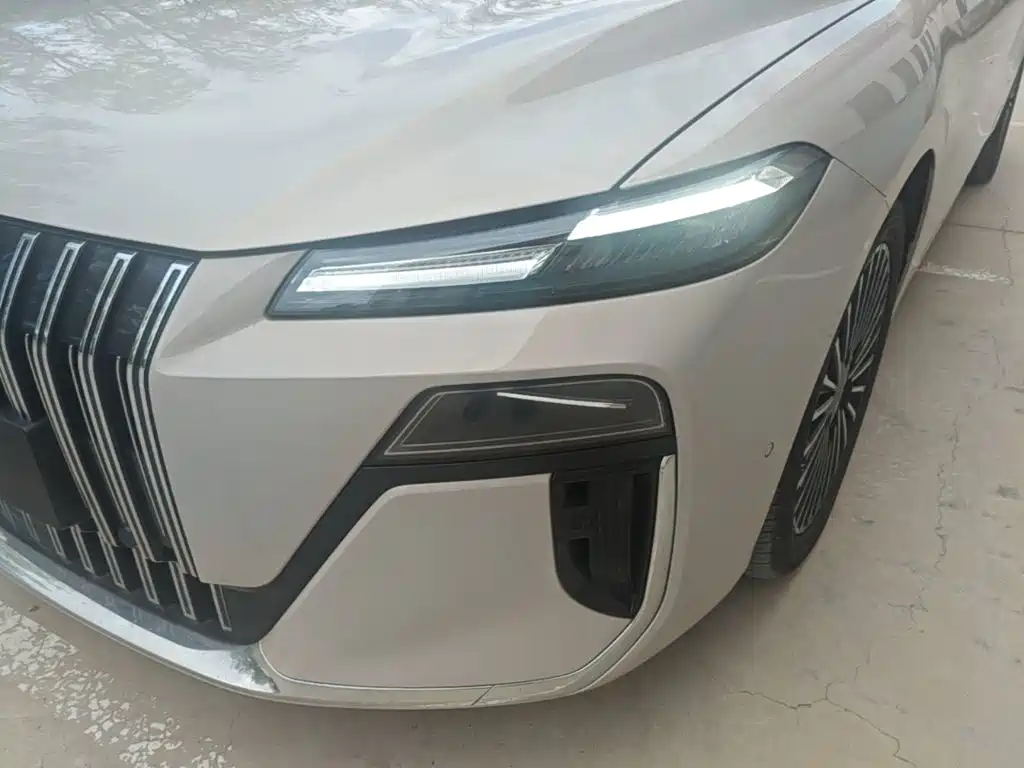 Roewe M7 DMH — миниатюра 24