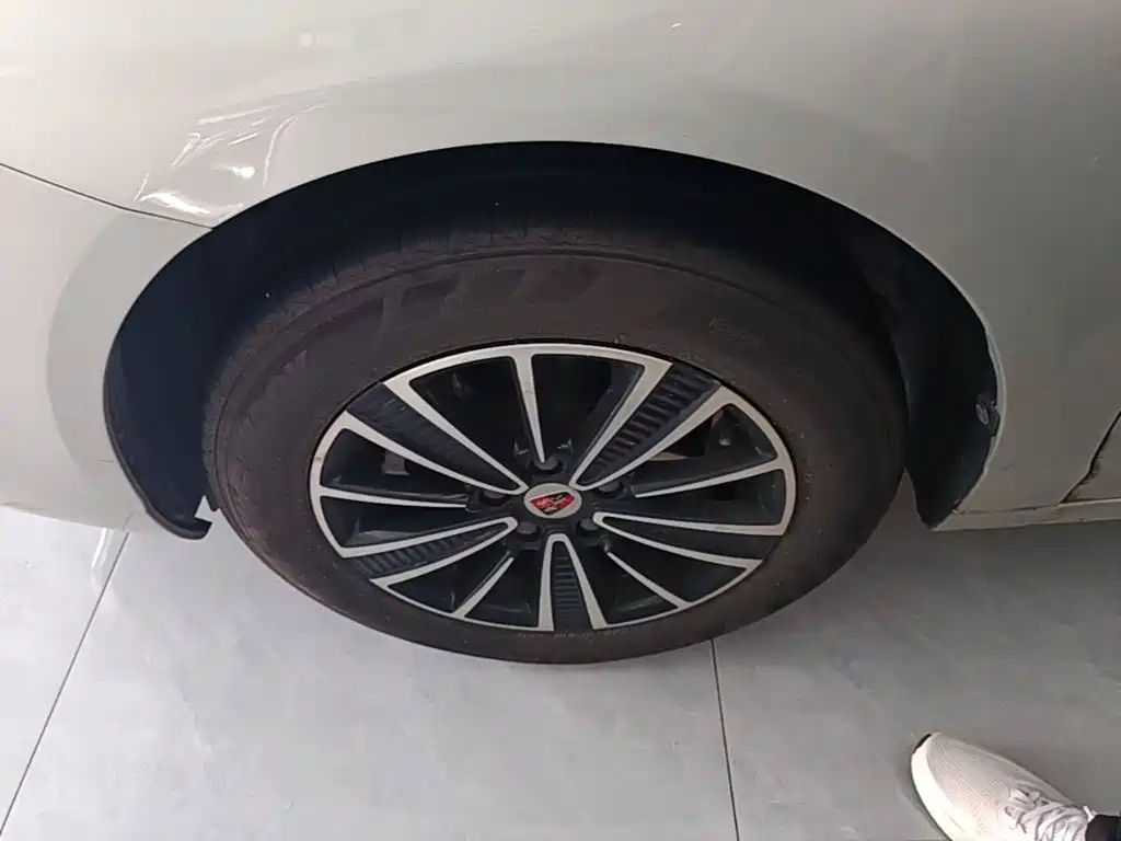 Roewe Ei5 — миниатюра 23