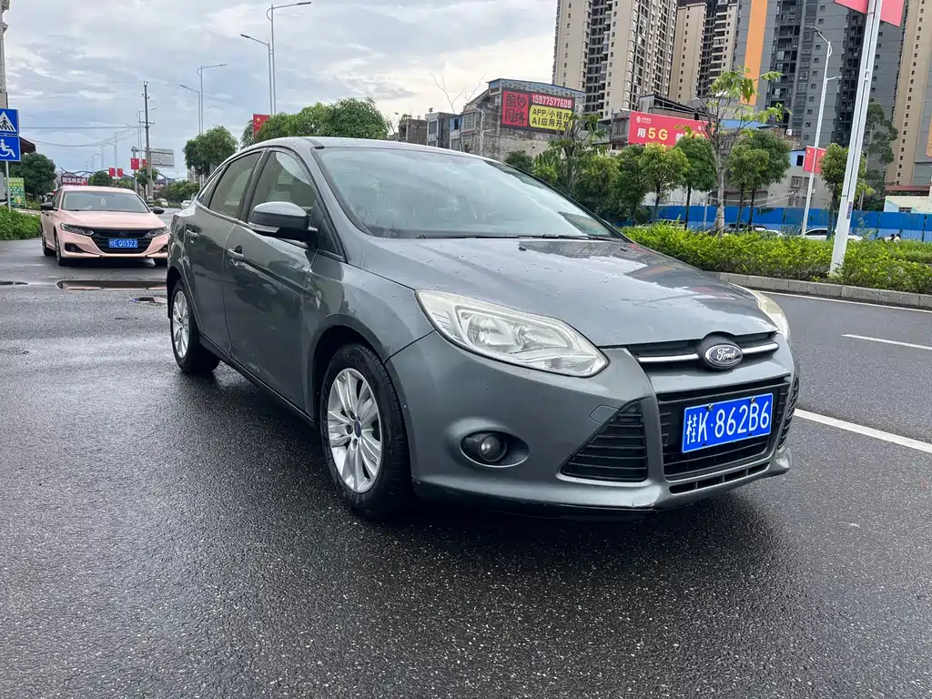 Ford Focus 2012 1.6L AT Comfort