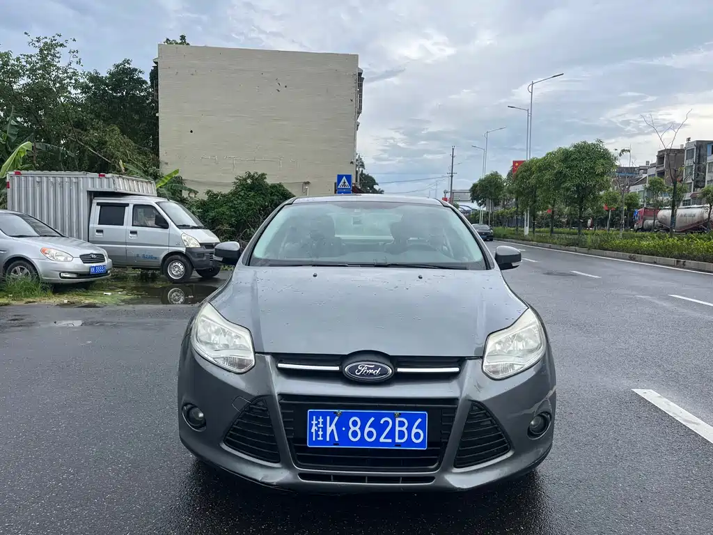 Ford Focus 2012 1.6L AT Comfort