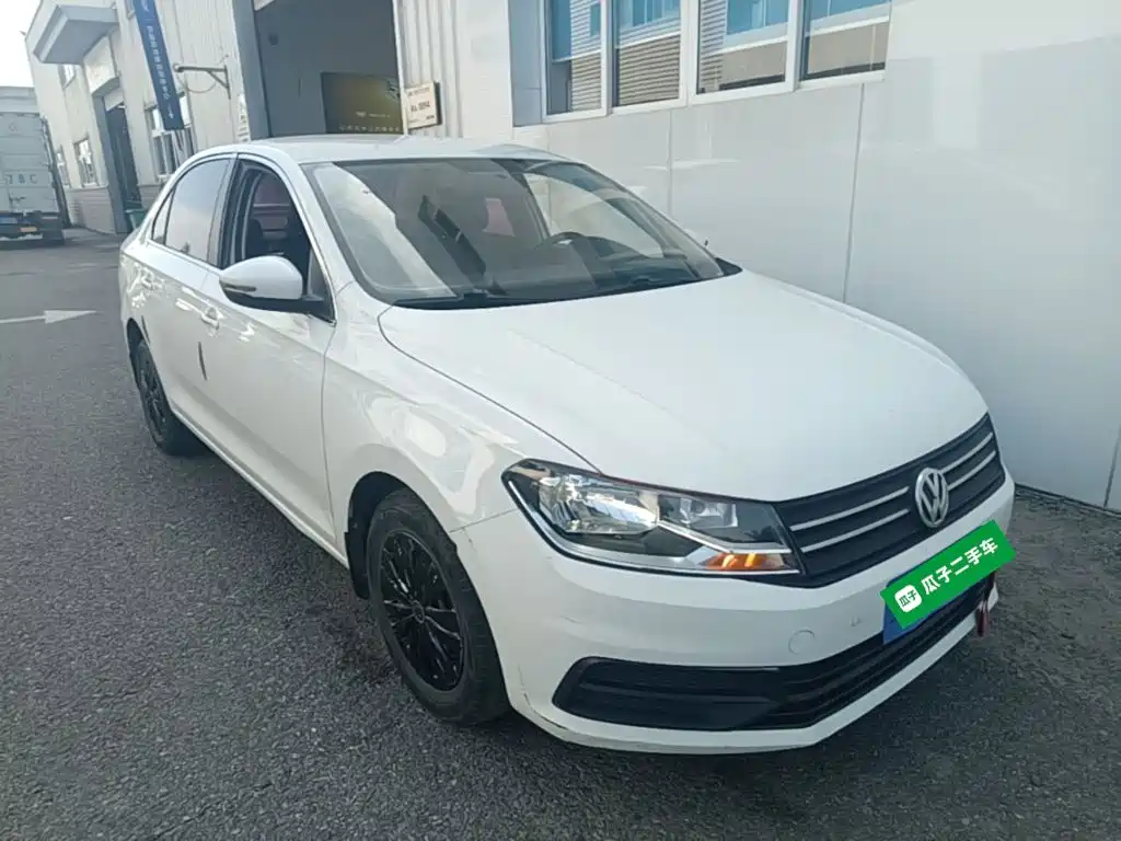 Volkswagen Santana — миниатюра 4