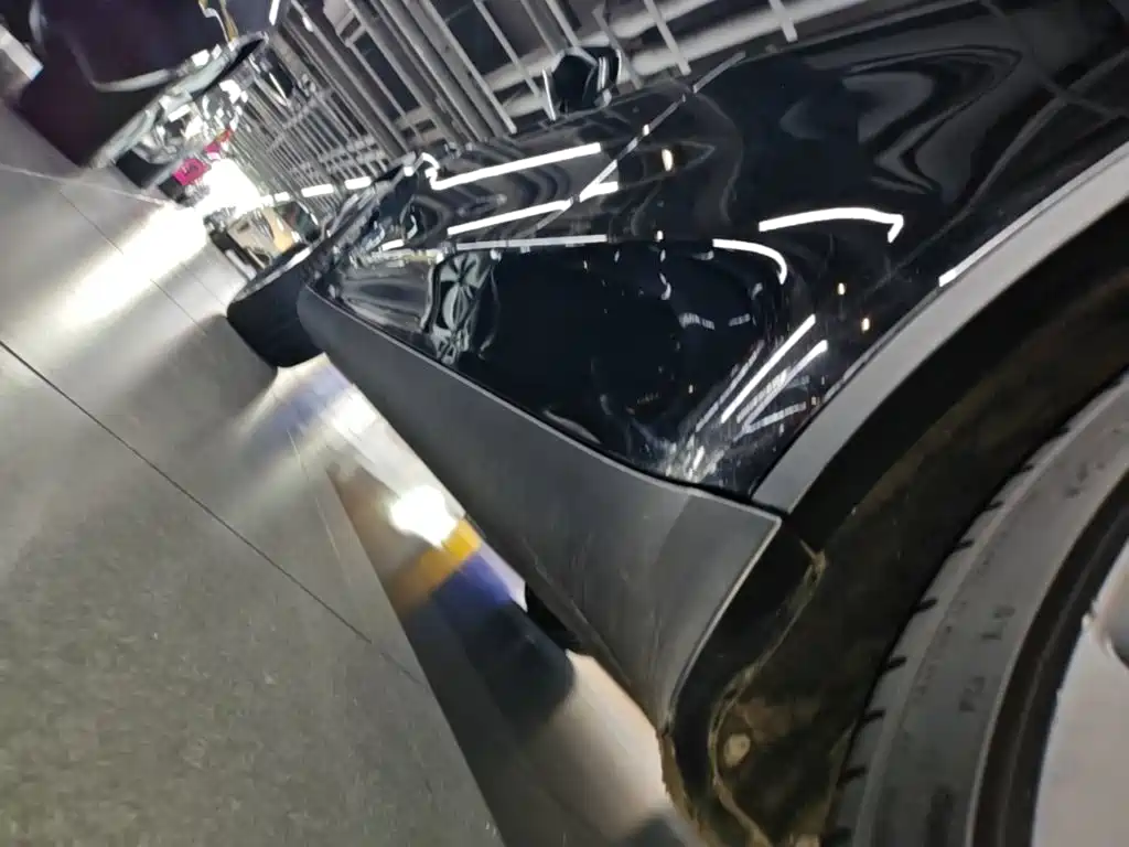 Tesla Model Y — миниатюра 22