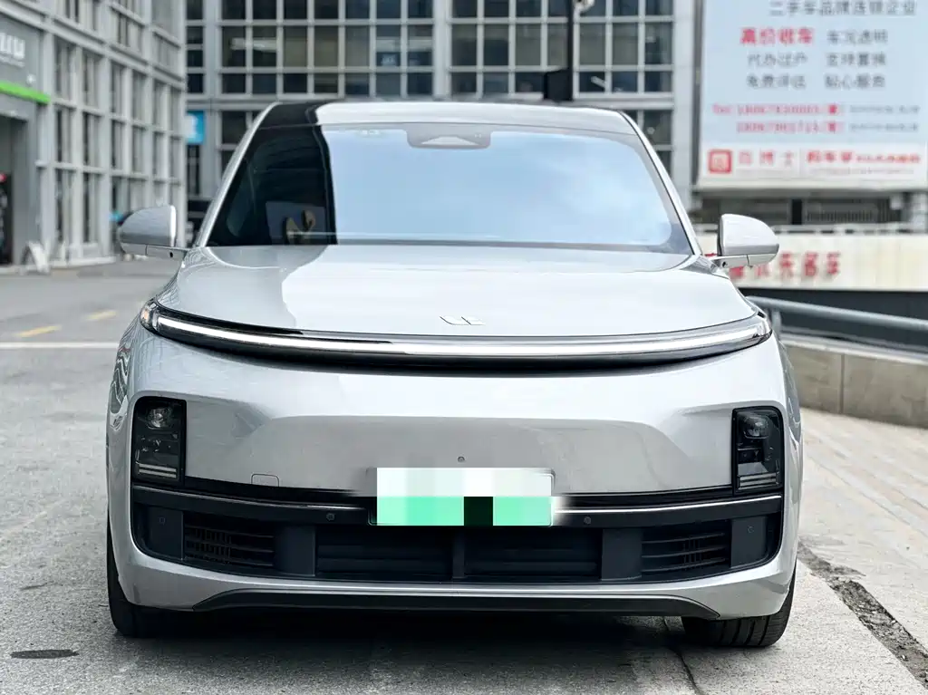 Li Auto L8 2023 Pro