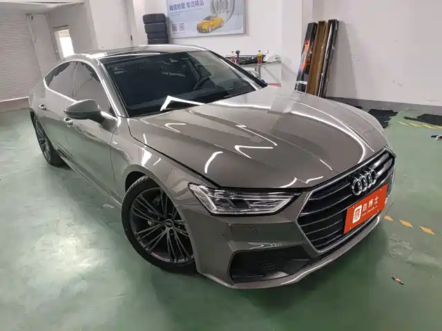 AUDI A7