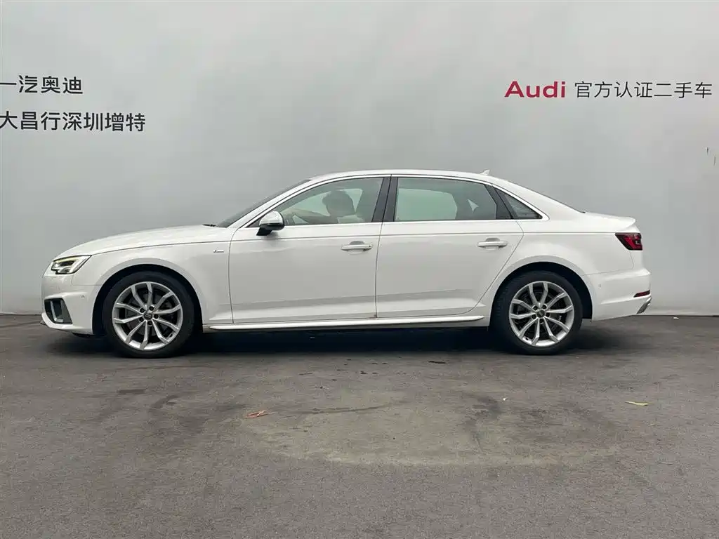 Audi A4L 2019 40 TFSI Fashion V