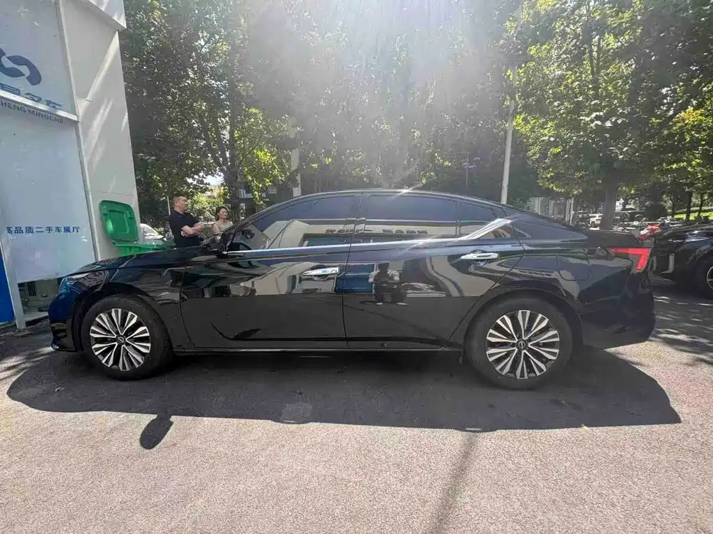 Nissan Teana — миниатюра 2