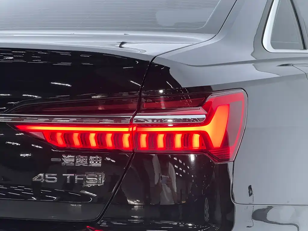 Audi A6L — миниатюра 24
