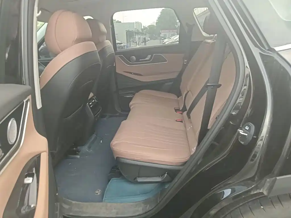 Chery Tiggo 8L — миниатюра 17