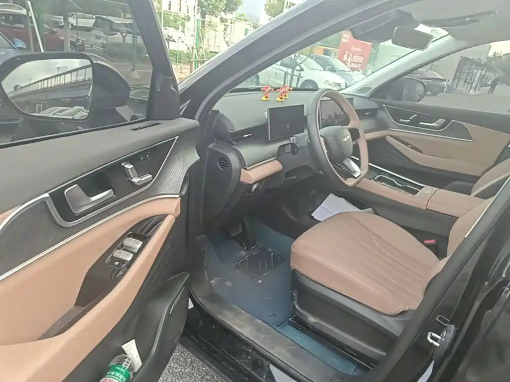 Chery Tiggo 8L — миниатюра 16