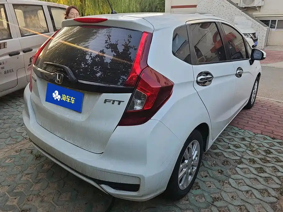 Honda Fit — миниатюра 3