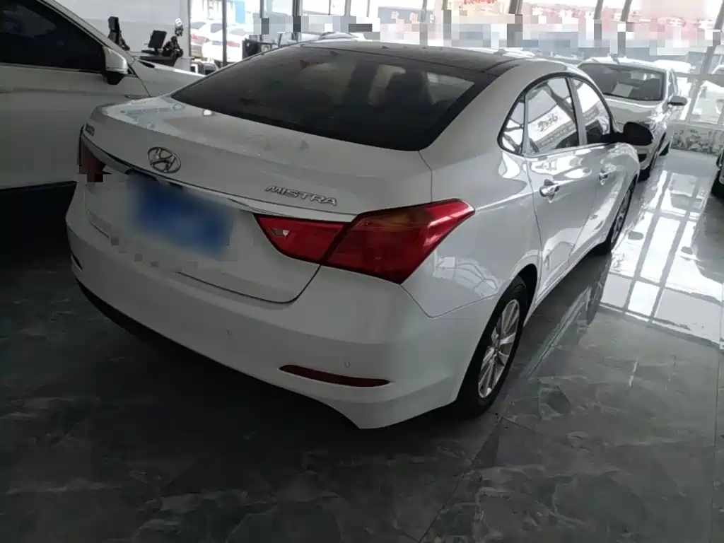 Hyundai Mistra — миниатюра 7