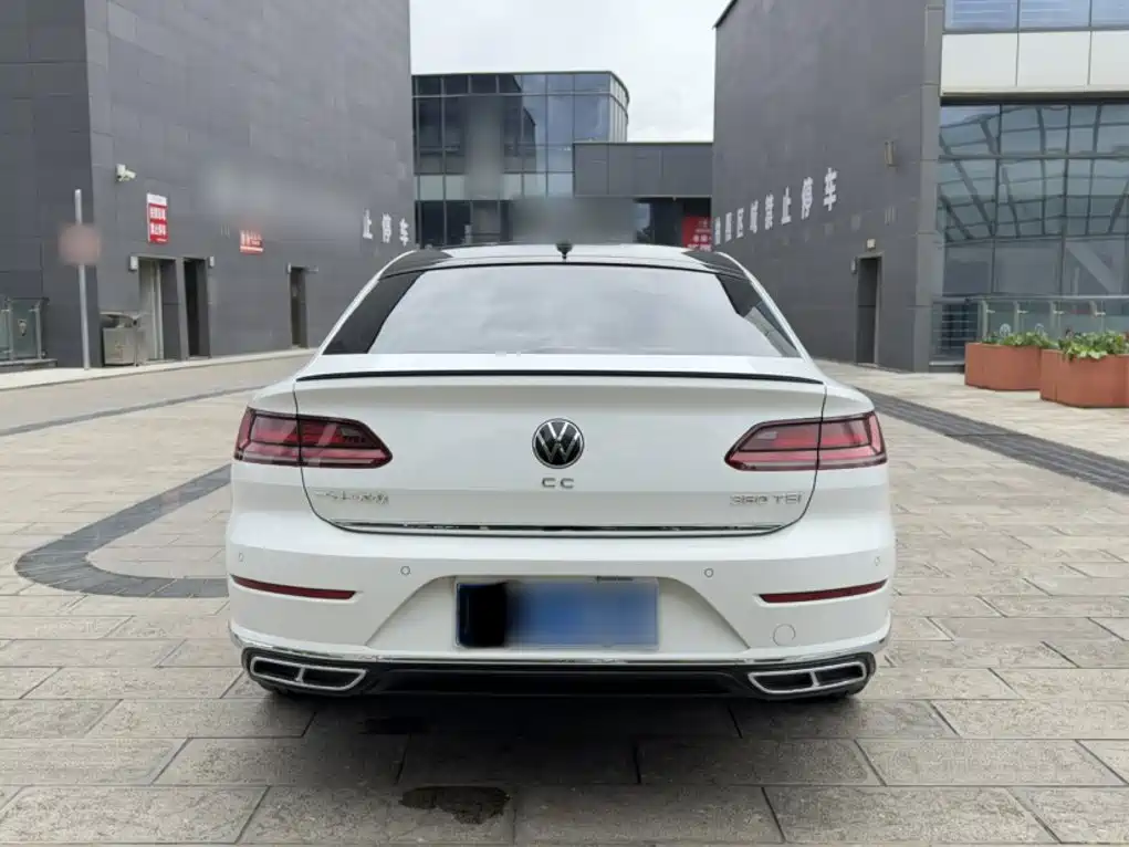 Volkswagen CC — миниатюра 11