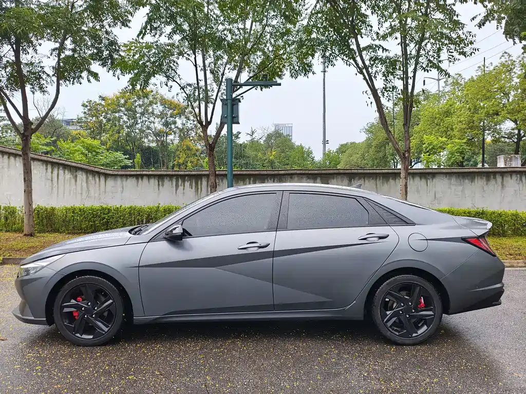 Hyundai Elantra — миниатюра 4