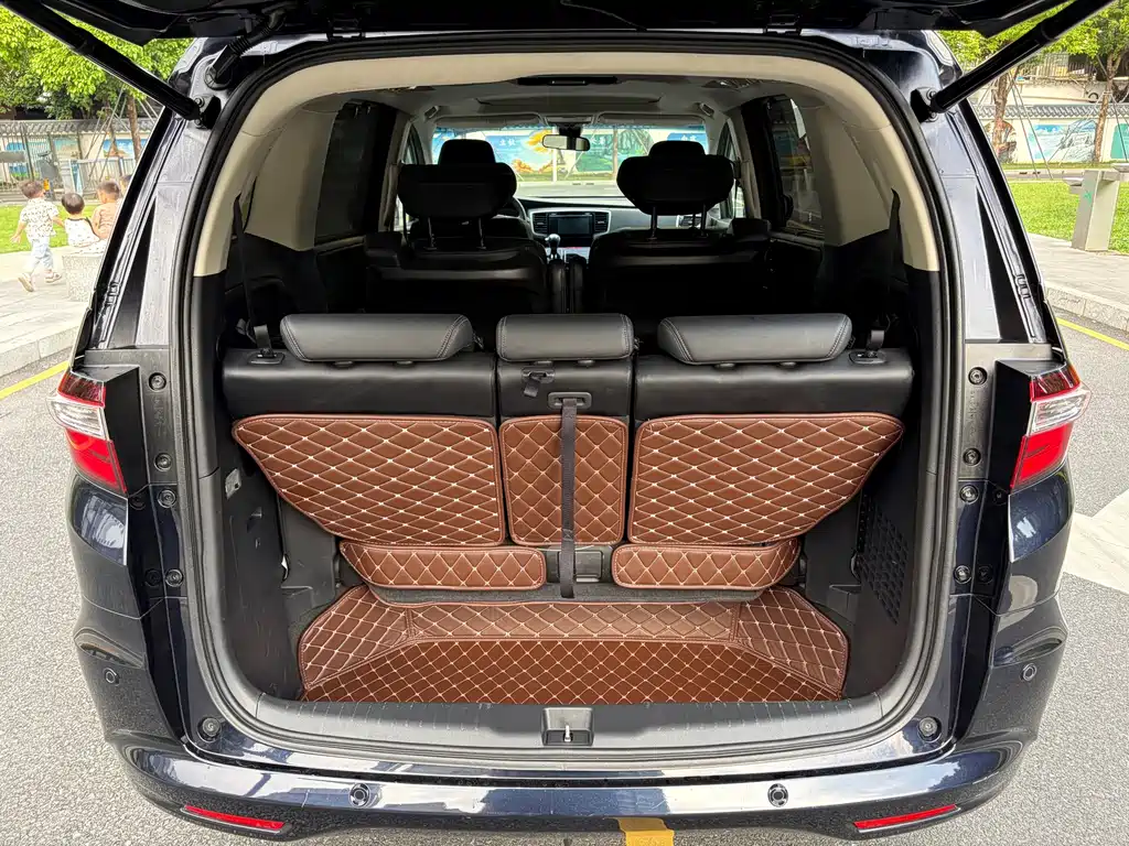 Honda Odyssey — миниатюра 9