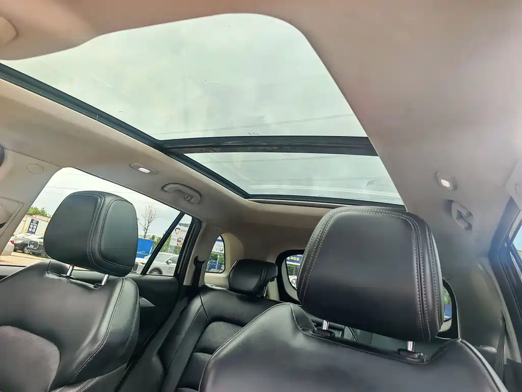 Skyworth EV6 — миниатюра 8