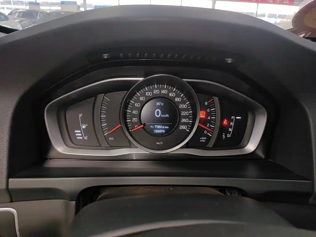 Volvo V60 — миниатюра 12
