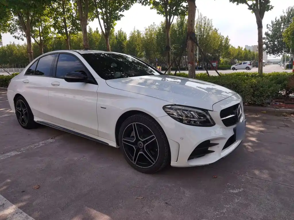 Mercedes-Benz C-Class — миниатюра 7