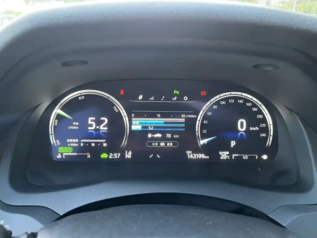 Toyota Camry — миниатюра 21