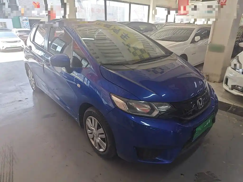 Honda Fit — миниатюра 4