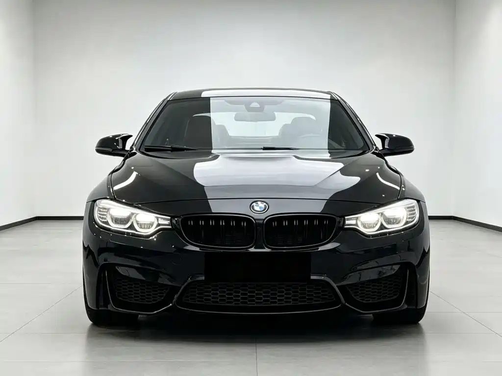 BMW M4 — миниатюра 2