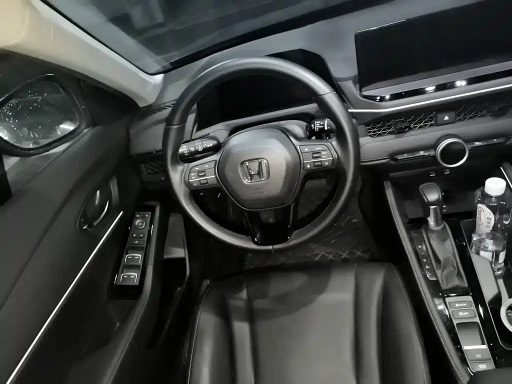 Honda Accord — миниатюра 3