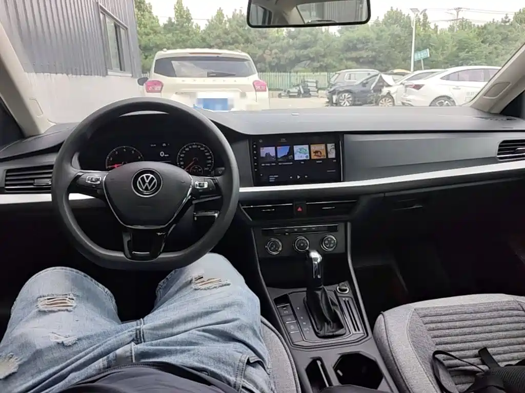 Volkswagen Lavida — миниатюра 10