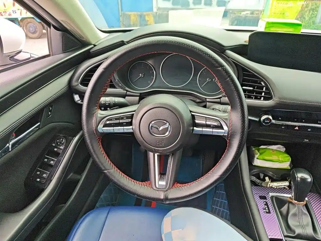 Mazda 3 Axela — миниатюра 3