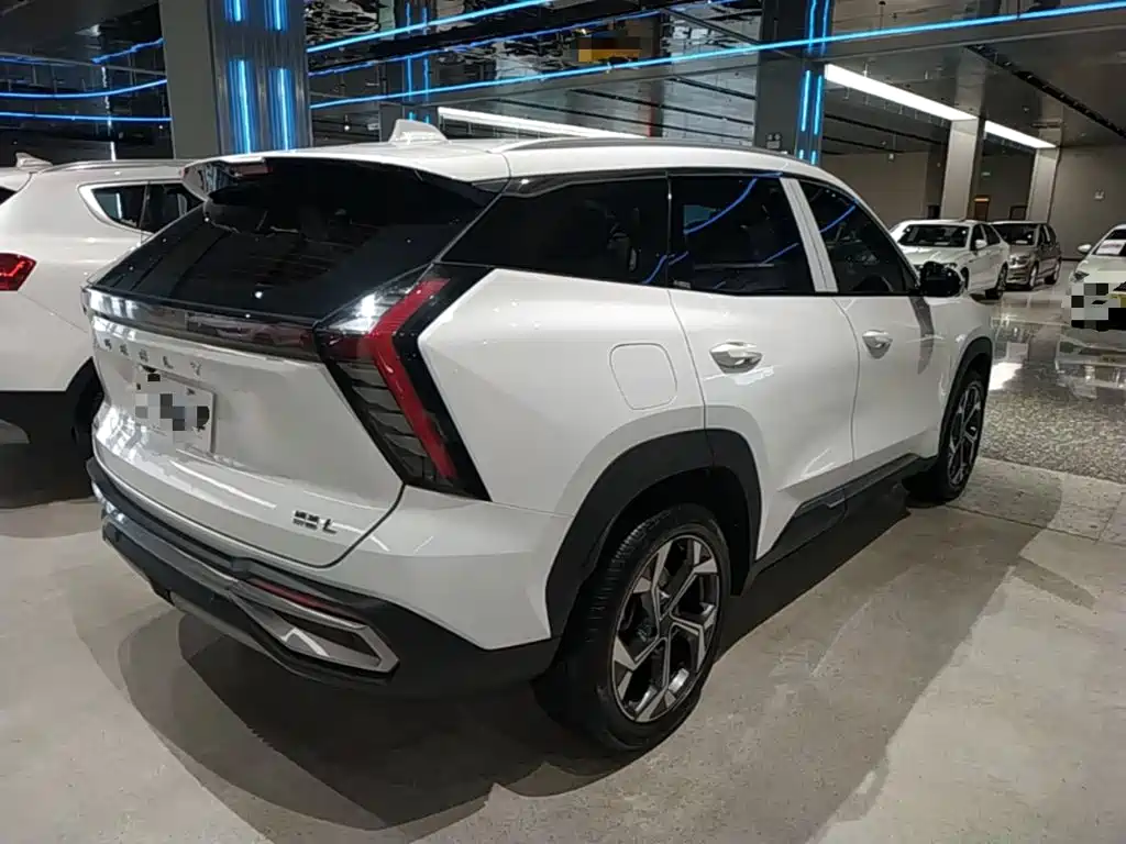 Geely Boyue L — миниатюра 7