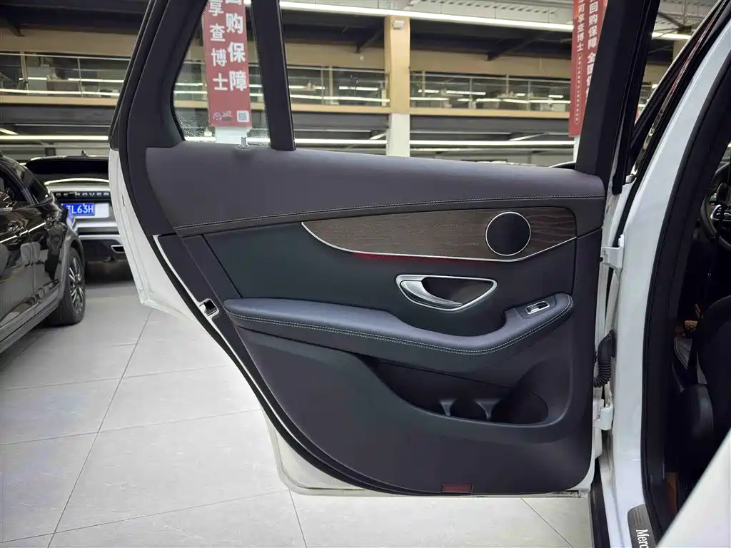 Mercedes-Benz GLC 2022 GLC 260 L 4MATIC Luxury