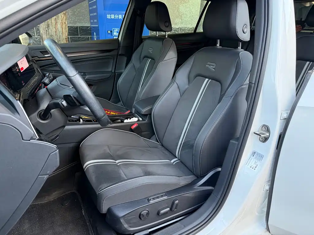 Volkswagen Golf — миниатюра 8
