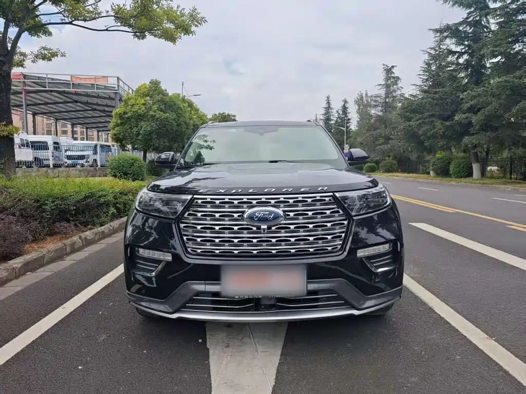 Ford Explorer — миниатюра 3