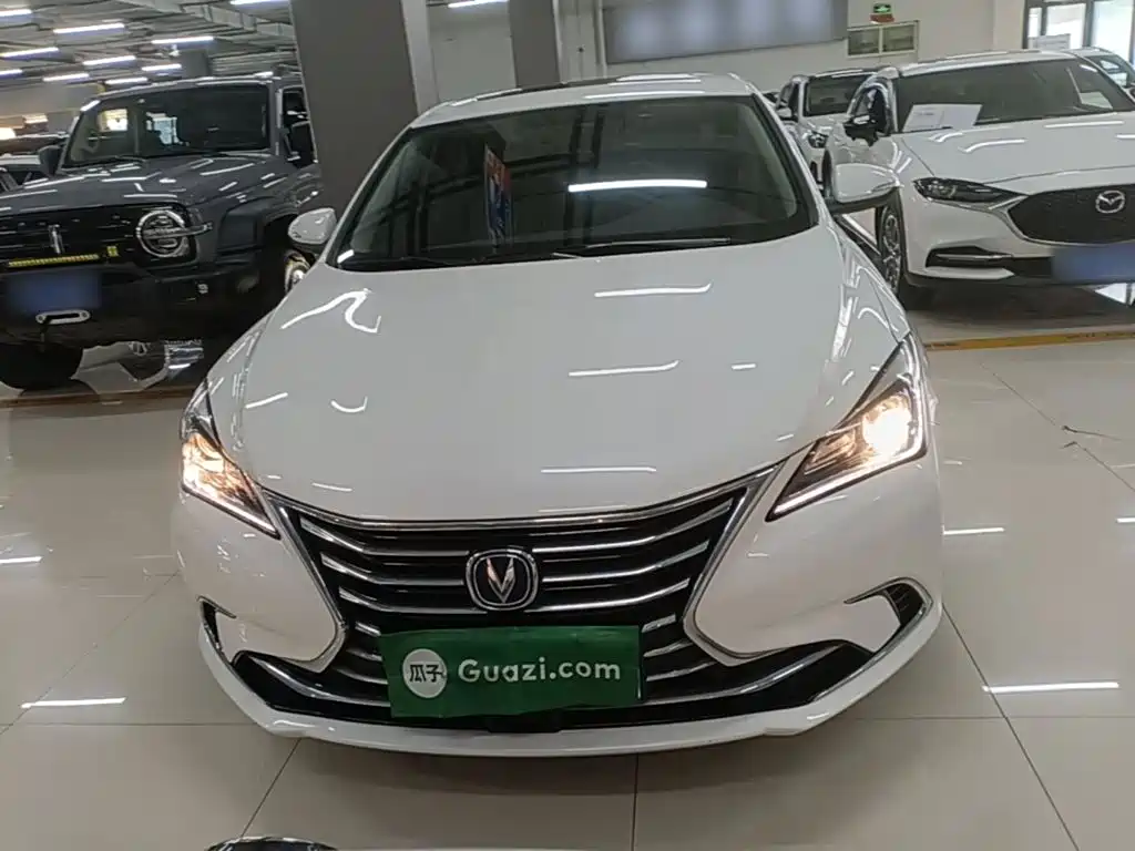 Changan Eado — миниатюра 3