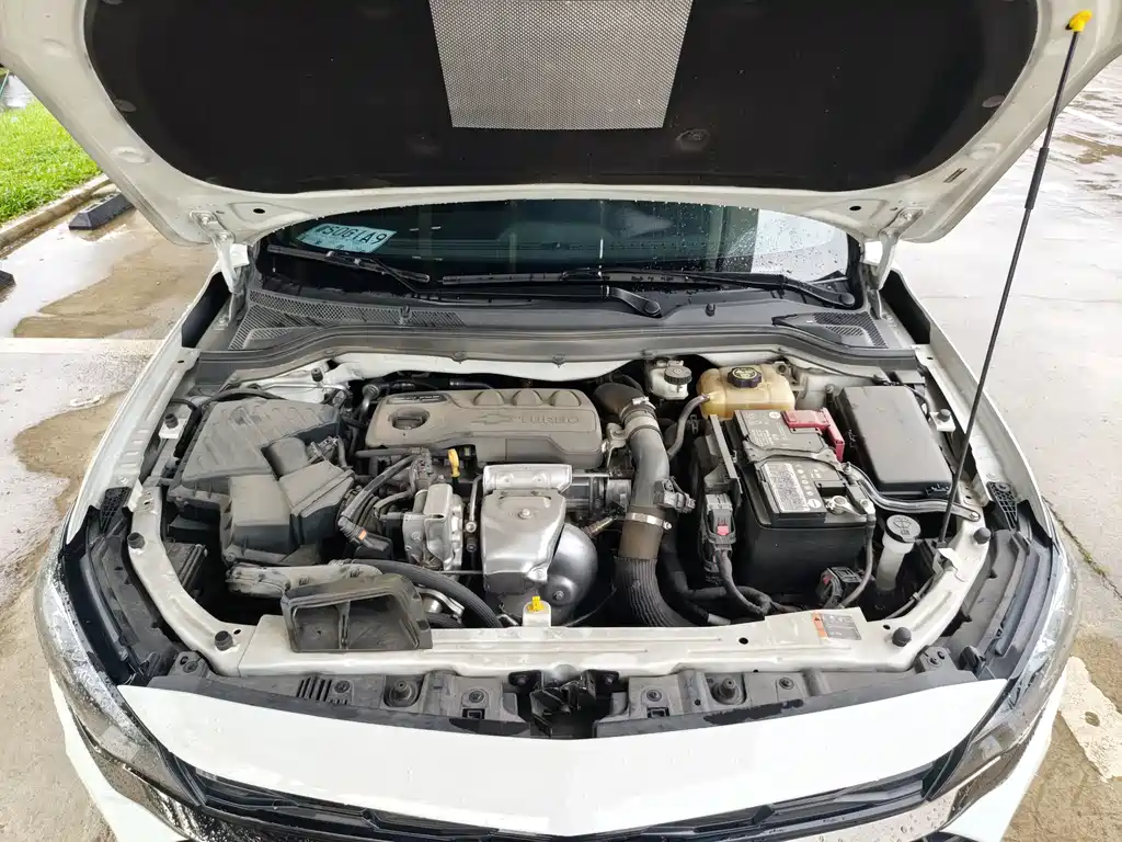 Chevrolet Monza — миниатюра 22