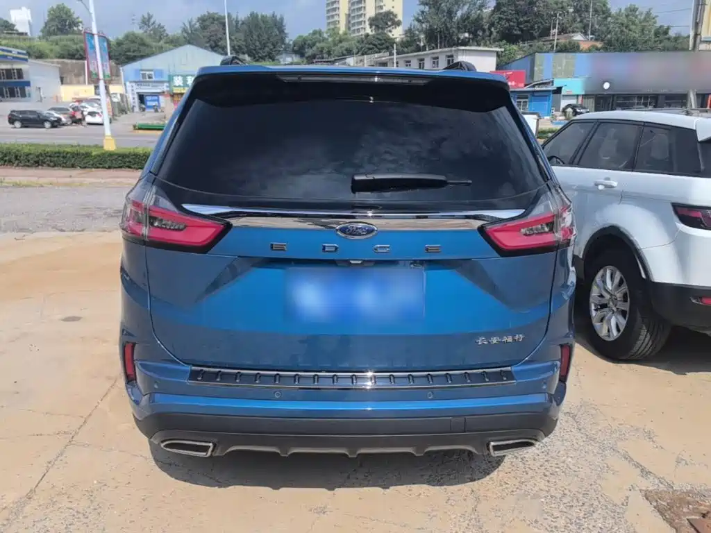 Ford Edge — миниатюра 6