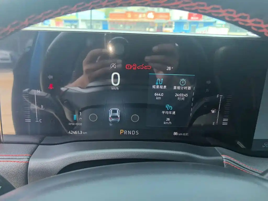 Ford Edge — миниатюра 12