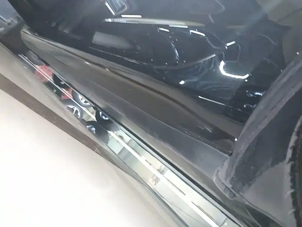 Tesla Model 3 — миниатюра 22