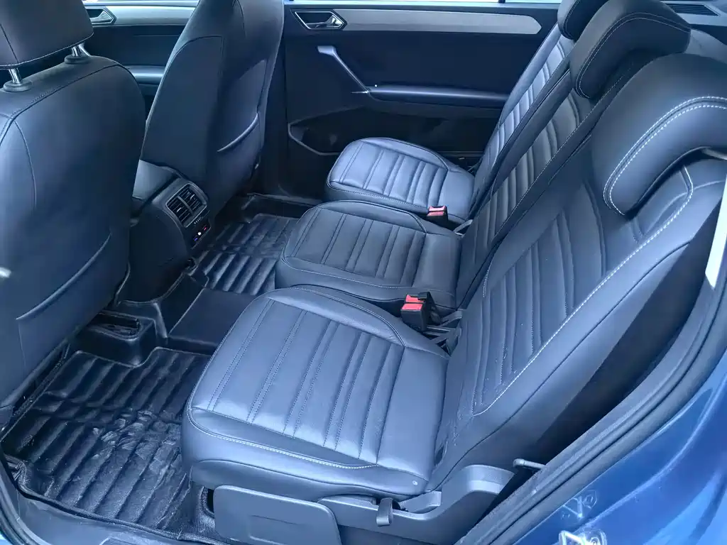 Volkswagen Touran — миниатюра 16