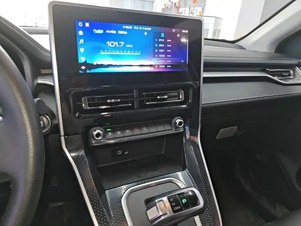 Haval M6 — миниатюра 13