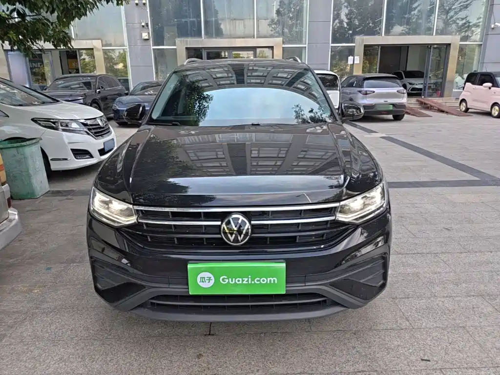 Volkswagen Tiguan L — миниатюра 3