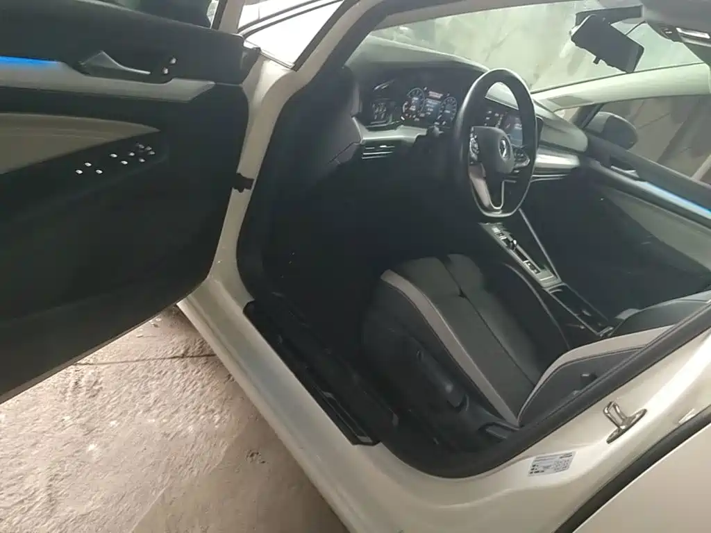 Volkswagen Golf — миниатюра 16