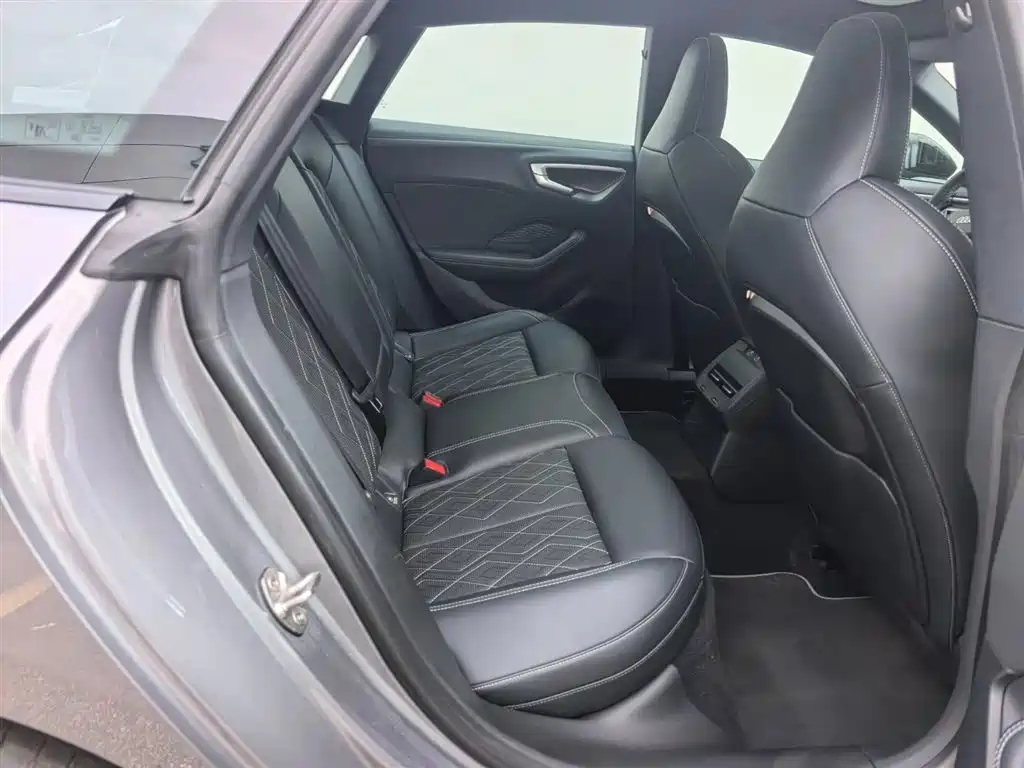 Audi A5L Sportback — миниатюра 7
