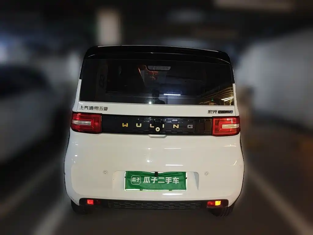 Wuling MINIEV — миниатюра 3