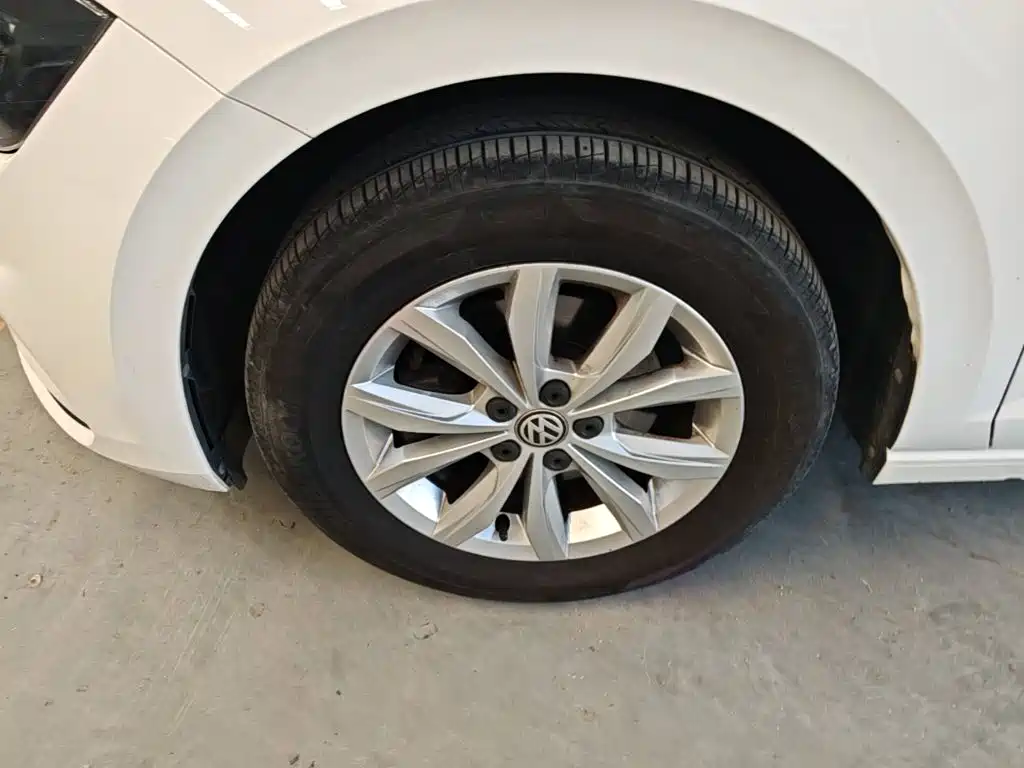 Volkswagen Polo — миниатюра 23