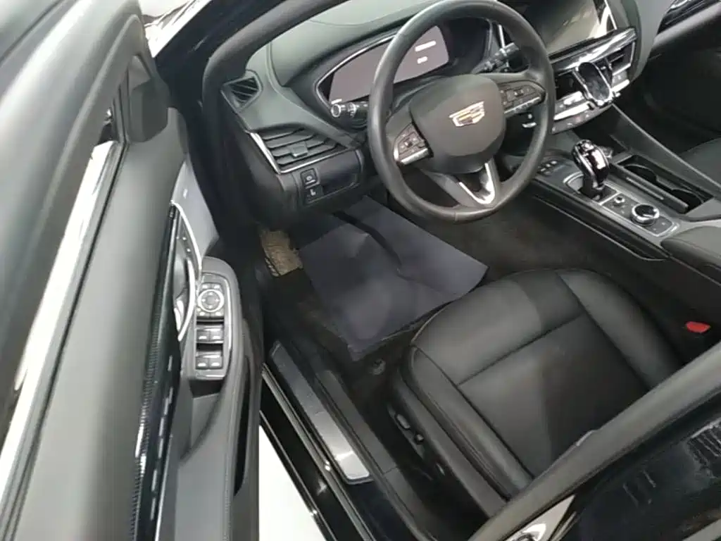 Cadillac CT5 — миниатюра 16