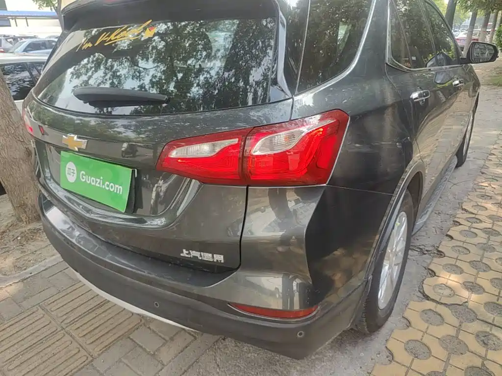 Chevrolet Equinox — миниатюра 8