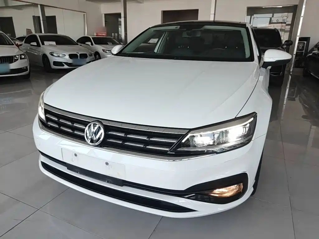 Volkswagen Lamando