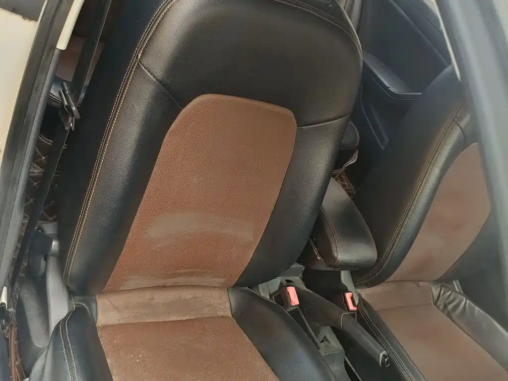 Volkswagen Jetta — миниатюра 29